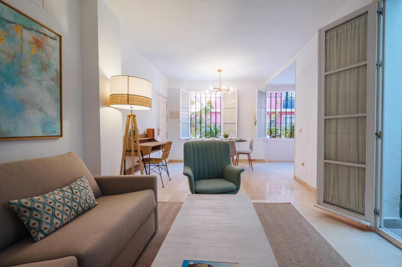 Lirio Suite Apartment - Private Parking Included Seville Luaran gambar