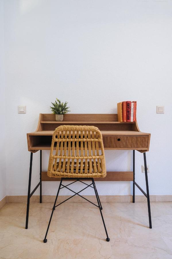 Lirio Suite Apartment - Private Parking Included Seville Luaran gambar