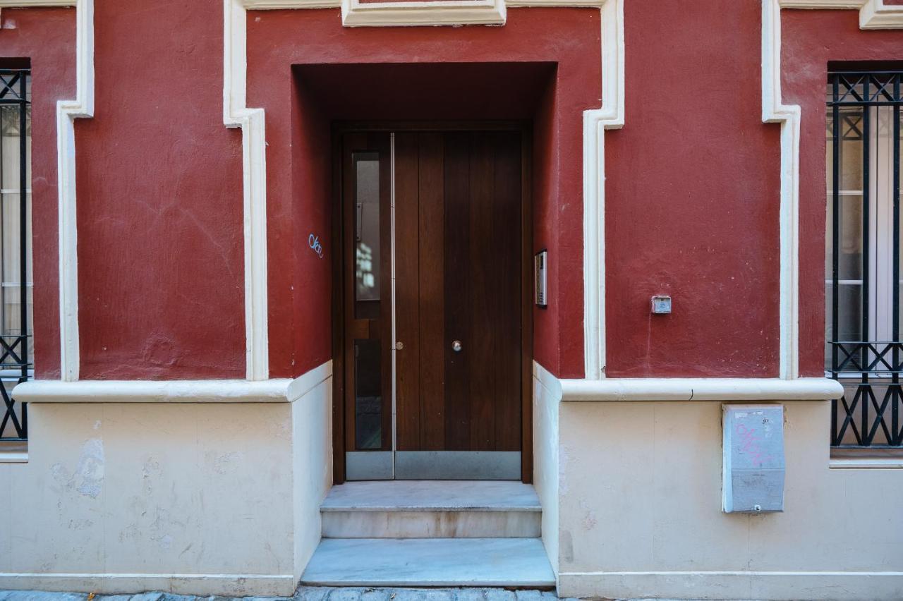 Lirio Suite Apartment - Private Parking Included Seville Luaran gambar