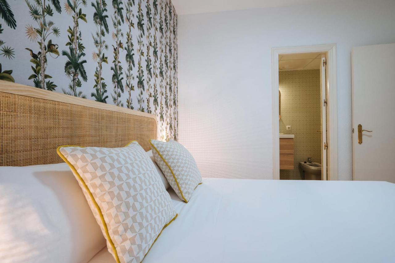 Lirio Suite Apartment - Private Parking Included Seville Luaran gambar